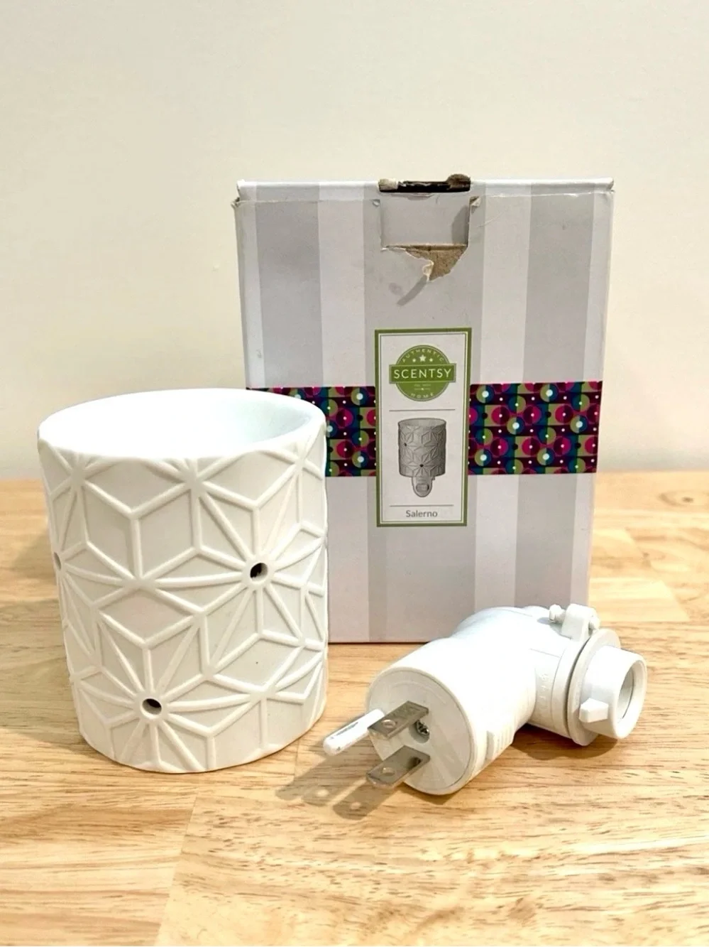Scentsy Salerno Mini Warmer New Open Box Ceramic Italian Motif Plug In Wax Melt